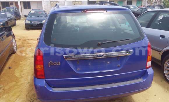 Acheter Occasion Voiture Ford Focus Bleu à Porto Novo au Benin Acheter Occasion Voiture Ford Focus Bleu à Porto Novo au Benin