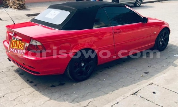 Acheter Occasion Voiture BMW 3–Series Rouge à Cotonou, Benin