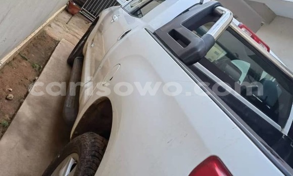 Ra Àlòkù Toyota Tundra funfun Ọkọ̀ in Abomey Calavi ni Benin Ra Àlòkù Toyota Tundra funfun Ọkọ̀ in Abomey Calavi ni Benin