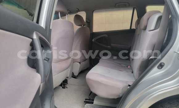 Ra Àlòkù Toyota RAV4 Miiran Ọkọ̀ in Abomey Calavi ni Benin Ra Àlòkù Toyota RAV4 Miiran Ọkọ̀ in Abomey Calavi ni Benin