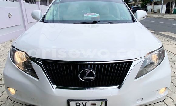 Ra Àlòkù Lexus RX 350 funfun Ọkọ̀ in Cotonou ni Benin Ra Àlòkù Lexus RX 350 funfun Ọkọ̀ in Cotonou ni Benin