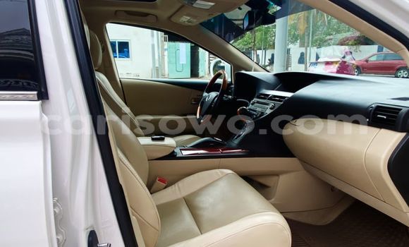 Ra Àlòkù Lexus RX 350 funfun Ọkọ̀ in Cotonou ni Benin Ra Àlòkù Lexus RX 350 funfun Ọkọ̀ in Cotonou ni Benin