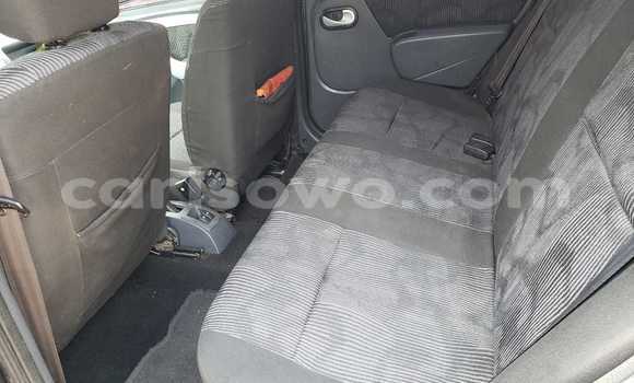 Ra Àlòkù Renault Logan Brown Ọkọ̀ in Cotonou ni Benin Ra Àlòkù Renault Logan Brown Ọkọ̀ in Cotonou ni Benin