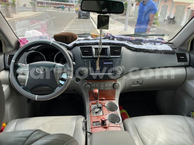 Big with watermark toyota highlander benin cotonou 14450