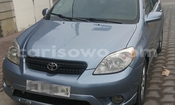 Buy Used Toyota Matrix Blue Car in Cotonou in Benign