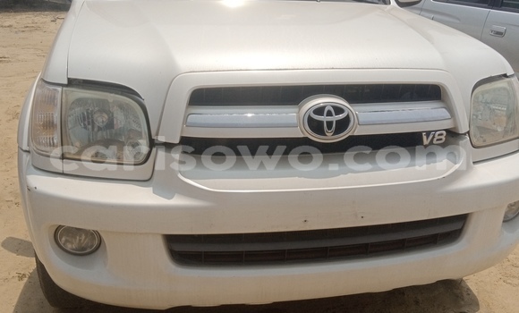 Sayi Imported Toyota Sequoia White Mota in Cotonou a Benin Sayi Imported Toyota Sequoia White Mota in Cotonou a Benin