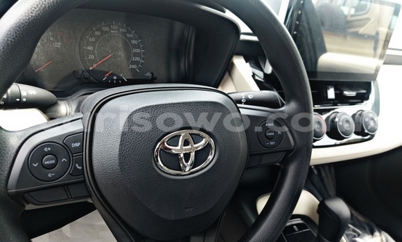 Acheter Neuf Voiture Toyota Corolla Gris à Cotonou, Benin Acheter Neuf Voiture Toyota Corolla Gris à Cotonou, Benin