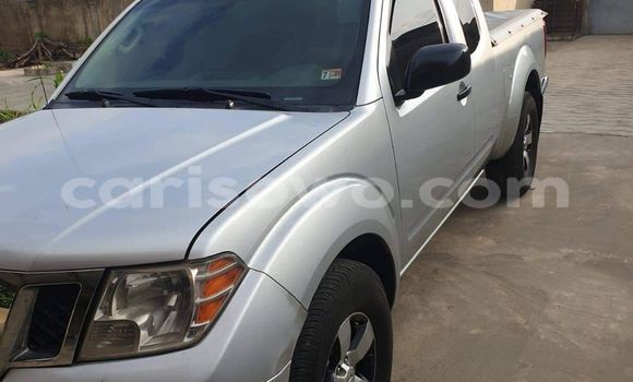 Sayi Na hannu Nissan Frontier Azurfa Mota in Cotonou a Benin Sayi Na hannu Nissan Frontier Azurfa Mota in Cotonou a Benin