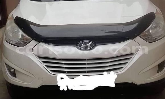 Sayi Na hannu Hyundai Tucson White Mota in Cotonou a Benin