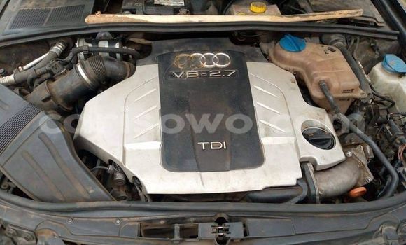 Sayi Na hannu Audi A4 Black Mota in Cotonou a Benin Sayi Na hannu Audi A4 Black Mota in Cotonou a Benin