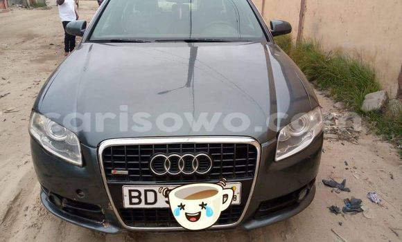 Sayi Na hannu Audi A4 Black Mota in Cotonou a Benin Sayi Na hannu Audi A4 Black Mota in Cotonou a Benin