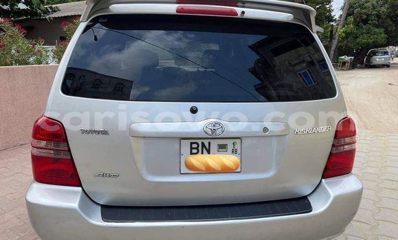 Buy Used Toyota Highlander Silver Car in Cotonou in Benign Buy Used Toyota Highlander Silver Car in Cotonou in Benign