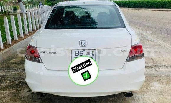 Sayi Na hannu Honda Accord White Mota in Cotonou a Benin Sayi Na hannu Honda Accord White Mota in Cotonou a Benin