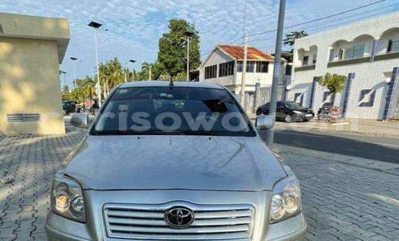 Buy Used Toyota Avensis Silver Car in Cotonou in Benign Buy Used Toyota Avensis Silver Car in Cotonou in Benign