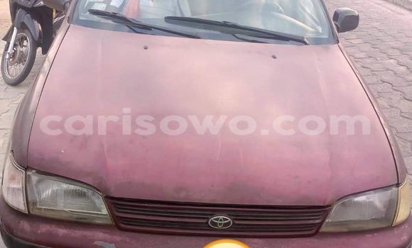 Sayi Na hannu Toyota Carina Red Mota in Cotonou a Benin