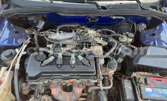 Sayi Na hannu Nissan Almera Blue Mota in Cotonou a Benin Sayi Na hannu Nissan Almera Blue Mota in Cotonou a Benin