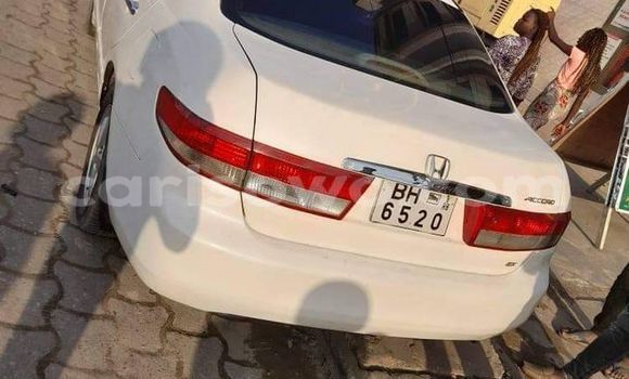 Sayi Na hannu Honda Accord White Mota in Cotonou a Benin Sayi Na hannu Honda Accord White Mota in Cotonou a Benin