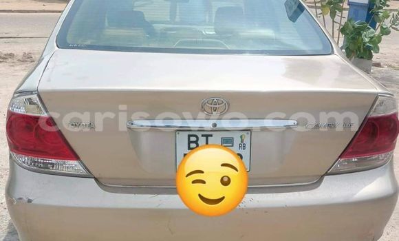 Sayi Na hannu Toyota Camry Brown Mota in Cotonou a Benin Sayi Na hannu Toyota Camry Brown Mota in Cotonou a Benin