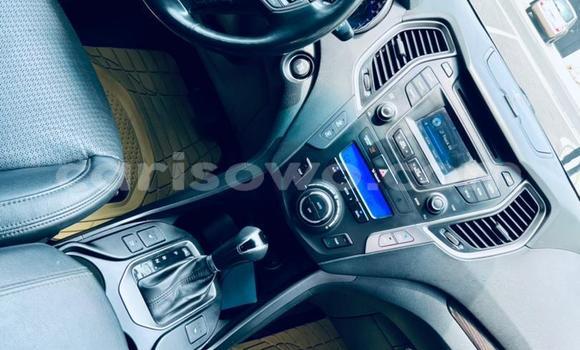 Ra Àlòkù Hyundai Santa Fe Silver Ọkọ̀ in Cotonou ni Benin Ra Àlòkù Hyundai Santa Fe Silver Ọkọ̀ in Cotonou ni Benin