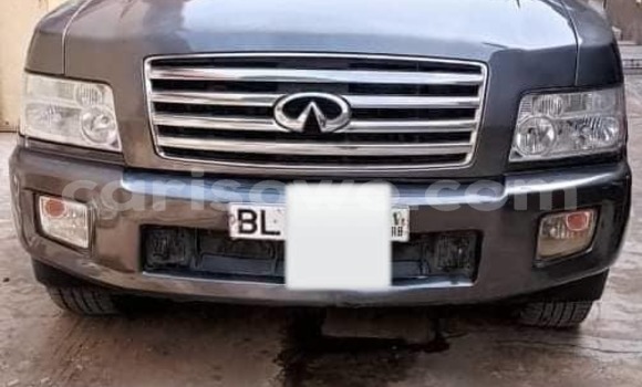 Sayi Na hannu Infiniti QX56 Black Mota in Cotonou a Benin