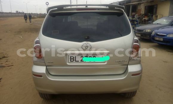 Acheter Occasion Voiture Toyota Corolla Verso Gris à Cotonou, Benin