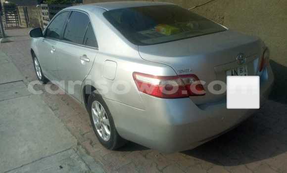 Ra Àlòkù Toyota Camry Silver Ọkọ̀ in Cotonou ni Benin Ra Àlòkù Toyota Camry Silver Ọkọ̀ in Cotonou ni Benin