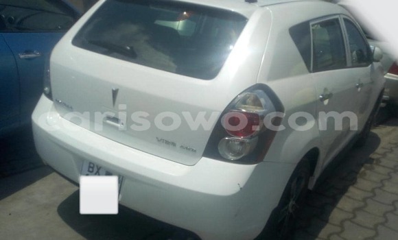 Buy Used Pontiac Vibe White Car in Cotonou in Benign