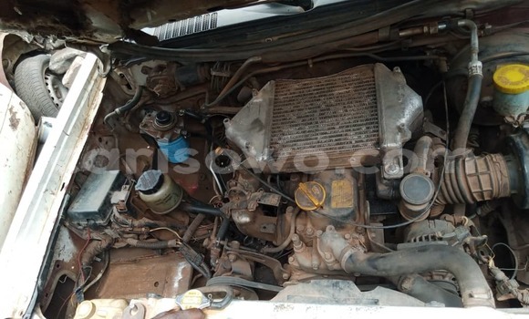 Acheter Occasion Voiture Nissan Pickup Blanc à Cotonou, Benin Acheter Occasion Voiture Nissan Pickup Blanc à Cotonou, Benin