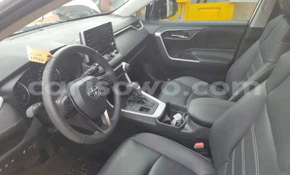 Acheter Occasion Voiture Toyota RAV4 Bleu à Cotonou, Benin Acheter Occasion Voiture Toyota RAV4 Bleu à Cotonou, Benin