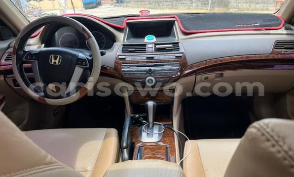 Ra Àlòkù Honda Accord Silver Ọkọ̀ in Cotonou ni Benin Ra Àlòkù Honda Accord Silver Ọkọ̀ in Cotonou ni Benin