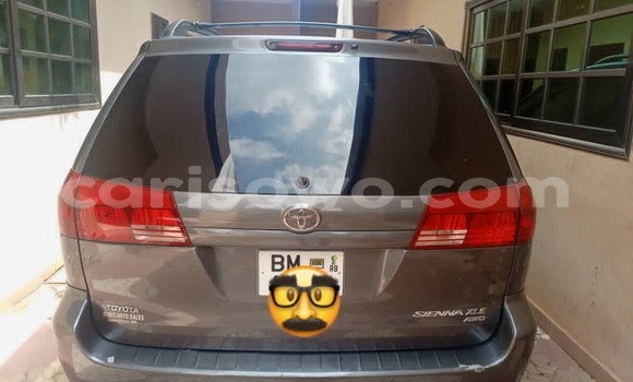 Acheter Occasion Voiture Toyota Sienna Autre à Abomey Calavi, Benin Acheter Occasion Voiture Toyota Sienna Autre à Abomey Calavi, Benin
