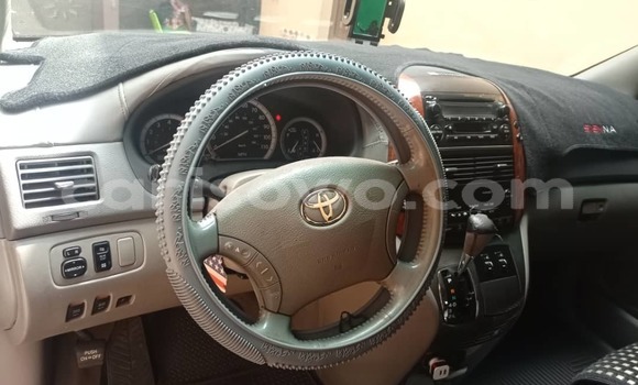 Acheter Occasion Voiture Toyota Sienna Autre à Abomey Calavi, Benin Acheter Occasion Voiture Toyota Sienna Autre à Abomey Calavi, Benin