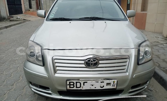 Ra Àlòkù Toyota Avensis Silver Ọkọ̀ in Cotonou ni Benin Ra Àlòkù Toyota Avensis Silver Ọkọ̀ in Cotonou ni Benin