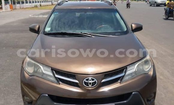 Ra Àlòkù Toyota RAV4 Brown Ọkọ̀ in Abomey Calavi ni Benin Ra Àlòkù Toyota RAV4 Brown Ọkọ̀ in Abomey Calavi ni Benin