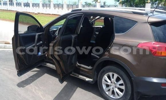 Acheter Occasion Voiture Toyota RAV4 Marron à Abomey Calavi, Benin Acheter Occasion Voiture Toyota RAV4 Marron à Abomey Calavi, Benin