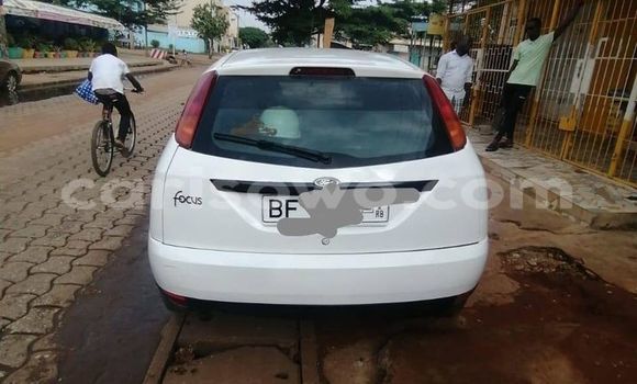 Acheter Occasion Voiture Ford Focus Blanc à Abomey Calavi, Benin Acheter Occasion Voiture Ford Focus Blanc à Abomey Calavi, Benin