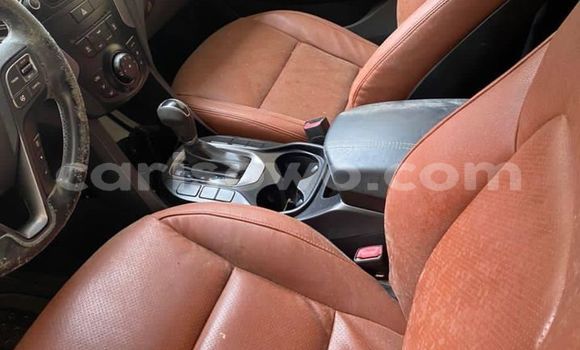 Acheter Occasion Voiture Hyundai Santa Fe Blanc à Abomey Calavi, Benin Acheter Occasion Voiture Hyundai Santa Fe Blanc à Abomey Calavi, Benin