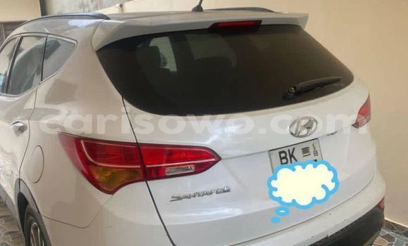 Acheter Occasion Voiture Hyundai Santa Fe Blanc à Abomey Calavi, Benin Acheter Occasion Voiture Hyundai Santa Fe Blanc à Abomey Calavi, Benin