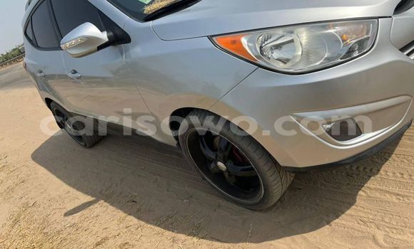 Ra Àlòkù Hyundai Tucson Silver Ọkọ̀ in Abomey Calavi ni Benin
