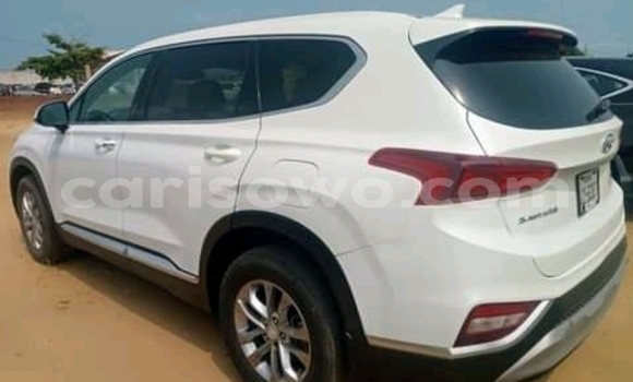 Acheter Neuf Voiture Hyundai Santa Fe Blanc à Cotonou, Benin Acheter Neuf Voiture Hyundai Santa Fe Blanc à Cotonou, Benin