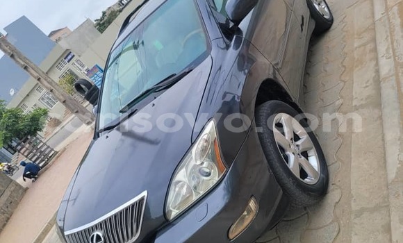 Sayi Na hannu Lexus RX 330 Black Mota in Cotonou a Benin Sayi Na hannu Lexus RX 330 Black Mota in Cotonou a Benin