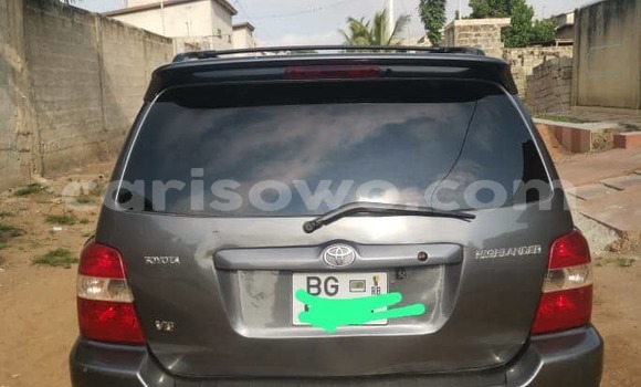Acheter Occasion Voiture Toyota Highlander Vert à Cotonou, Benin