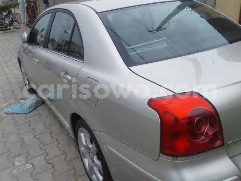 Big with watermark toyota avensis benin cotonou 14632