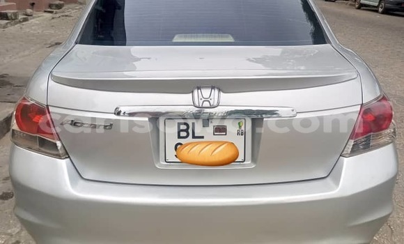 Ra Àlòkù Honda Accord Silver Ọkọ̀ in Cotonou ni Benin Ra Àlòkù Honda Accord Silver Ọkọ̀ in Cotonou ni Benin