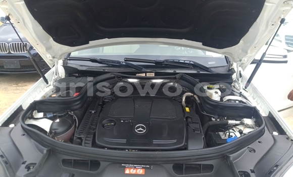 Buy Used Mercedes-Benz GLK–Class White Car in Cotonou in Benign Buy Used Mercedes-Benz GLK–Class White Car in Cotonou in Benign