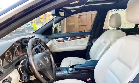 Acheter Occasion Voiture Mercedes-Benz C–Class Noir à Cotonou, Benin Acheter Occasion Voiture Mercedes-Benz C–Class Noir à Cotonou, Benin