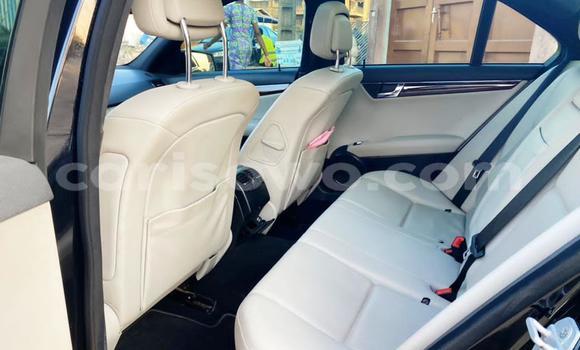 Acheter Occasion Voiture Mercedes-Benz C–Class Noir à Cotonou, Benin Acheter Occasion Voiture Mercedes-Benz C–Class Noir à Cotonou, Benin