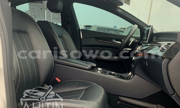 Sayi Na hannu Mercedes-Benz CLS-klasse AMG White Mota in Cotonou a Benin Sayi Na hannu Mercedes-Benz CLS-klasse AMG White Mota in Cotonou a Benin