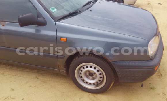 Sayi Na hannu Volkswagen Golf Black Mota in Porto Novo a Benin Sayi Na hannu Volkswagen Golf Black Mota in Porto Novo a Benin