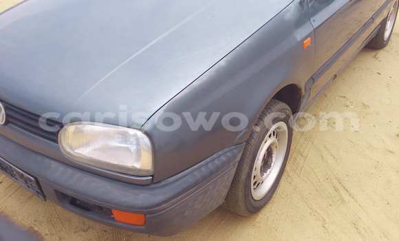 Sayi Na hannu Volkswagen Golf Black Mota in Porto Novo a Benin Sayi Na hannu Volkswagen Golf Black Mota in Porto Novo a Benin